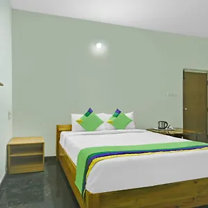 *** Hotel Treebo Trend Karan Residency India