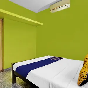 ** Hotel O Ashok India